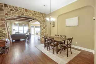 321 Westwood Dr, League City, TX 77573 - Photo 4