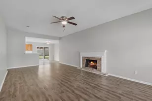 22815 Stratford House Ln, Katy, TX 77449 - Photo 4