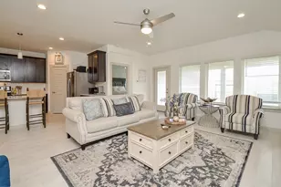 13305 Lago Acero Ln, La Marque, TX 77568 - Photo 6