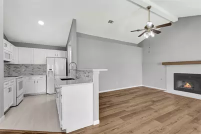 16707 Ashmoor Court, Houston, TX 77058 - Photo 6