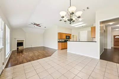 1023 E Hampton Drive, Pearland, TX 77584 - Photo 8