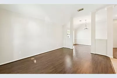 1023 E Hampton Drive, Pearland, TX 77584 - Photo 18