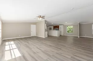 11334 Autumn Ln, Cleveland, TX 77328 - Photo 6