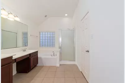 12519 Nantucket Road, Sugar Land, TX 77478 - Photo 16