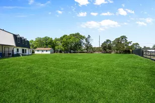 5123 Cotton Lake Rd, Cove, TX 77523 - Photo 8