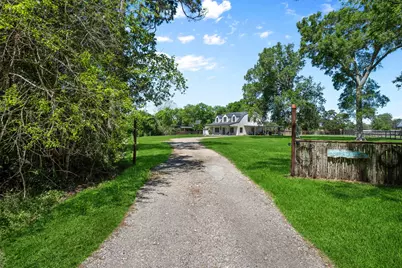 5123 Cotton Lake Road, Cove, TX 77523 - Photo 18