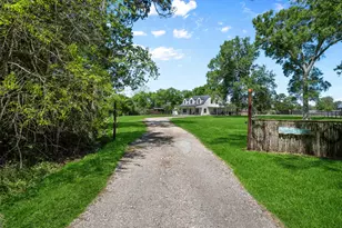 5123 Cotton Lake Rd, Cove, TX 77523 - Photo 18