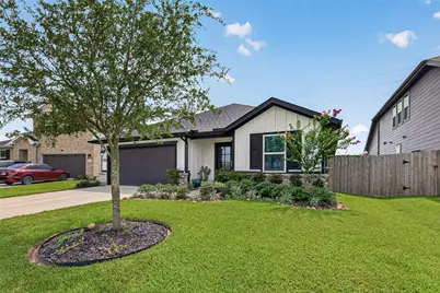 12707 Gabrial Drive, Crosby, TX 77532 - Photo 2