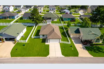 299 Red Clover, Livingston, TX 77351 - Photo 2
