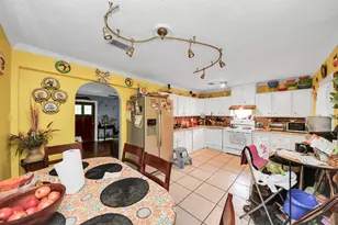 729 E 9th St, Houston, TX 77007 - Photo 22