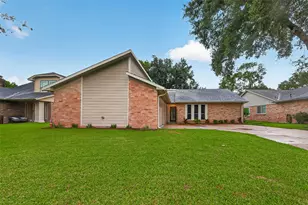 1818 Lansdowne Dr, Richmond, TX 77406 - Photo 1