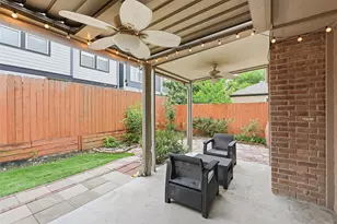 2026 Ashford Hollow Ln, Houston, TX 77077 - Photo 34