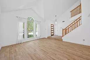 26 Green Slope Pl, The Woodlands, TX 77381 - Photo 2