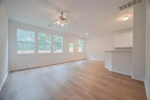 3227 Atherton Canyon Ln, Houston, TX 77014 - Photo 10