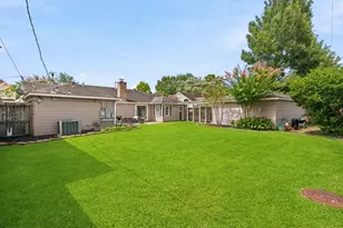 13822 Pebblebrook Dr, Houston, TX 77079 - Photo 22
