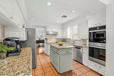 13822 Pebblebrook Drive, Houston, TX 77079 - Photo 10