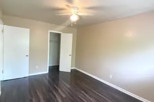 3206 Lobit Dr, Dickinson, TX 77539 - Photo 4