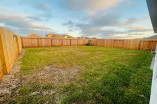 5146 Bay Meadows Ln Ln, Katy, TX 77449 - Photo 4