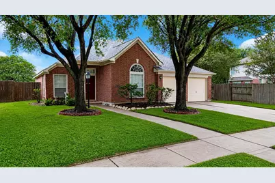 3906 Shadow Cove Drive, Houston, TX 77082 - Photo 1
