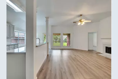 3906 Shadow Cove Drive, Houston, TX 77082 - Photo 8