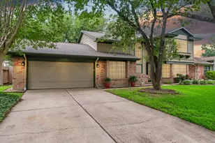 9915 Gold Cup Way, Houston, TX 77065 - Photo 2