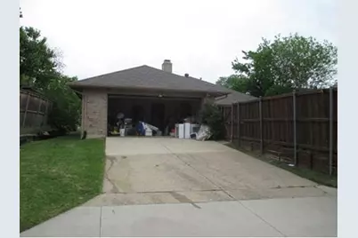 1722 Mayflower Drive, Carrollton, TX 75007 - Photo 4