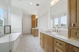 404 Avondale St, Houston, TX 77006 - Photo 36