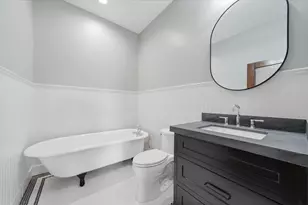 404 Avondale St, Houston, TX 77006 - Photo 26