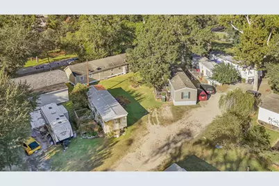 404 West 3rd St, League City, TX 77573 - Photo 8