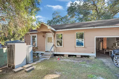 404 West 3rd St, League City, TX 77573 - Photo 12