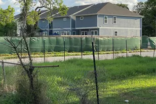 3505 Delhi St, Houston, TX 77022 - Photo 6