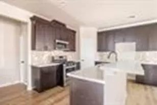 322 Carlos Leal Dr, Dayton, TX 77535 - Photo 10