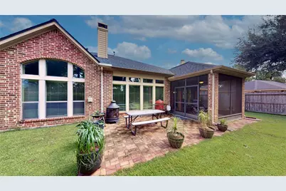 13702 Turn Point Court, Houston, TX 77044 - Photo 32