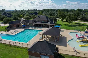 13702 Turn Point Ct, Houston, TX 77044 - Photo 36