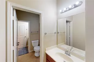 13702 Turn Point Ct, Houston, TX 77044 - Photo 22
