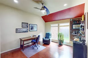 13702 Turn Point Ct, Houston, TX 77044 - Photo 6
