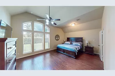 13702 Turn Point Court, Houston, TX 77044 - Photo 18
