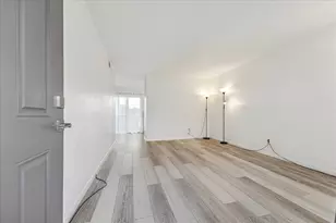 4450 Sherwood Ln, Houston, TX 77092 - Photo 2