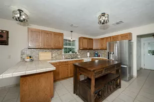 505 Sage Brush Dr, Somerville, TX 77879 - Photo 6