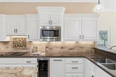 18823 W Cool Breeze Lane, Montgomery, TX 77356 - Photo 16