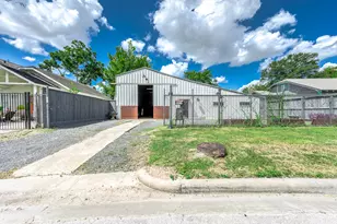 3901 Billingsley St, Houston, TX 77009 - Photo 1