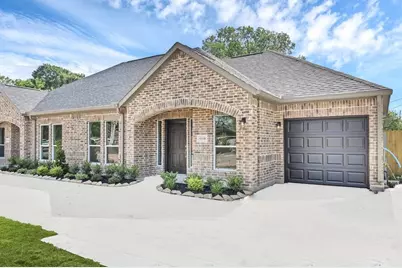 5025 Mallow Street #A and B, Houston, TX 77033 - Photo 1