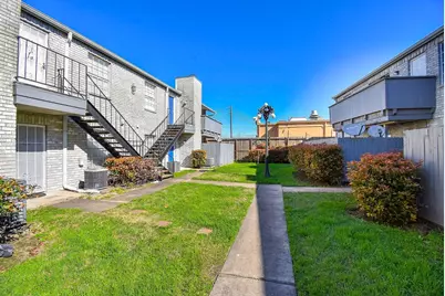 9700 Leawood Boulevard #1210, Houston, TX 77099 - Photo 20