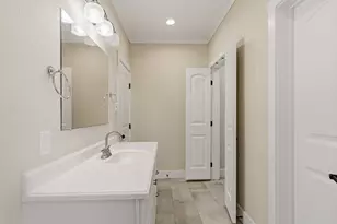 1011 Sealy St, Galveston, TX 77550 - Photo 22