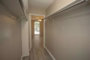 4647 Wild Indigo St, Houston, TX 77027 - Photo 10