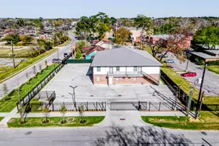 2906 Berry Rd, Houston, TX 77093 - Photo 12