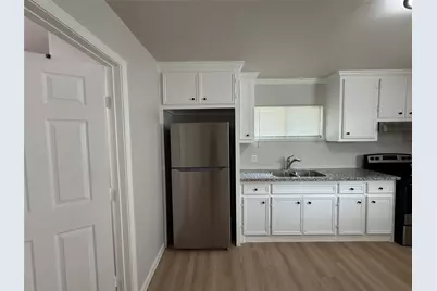 7427 Avenue I #C, Houston, TX 77011 - Photo 4