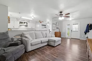 1858 Co Rd 2066, Hull, TX 77564 - Photo 8