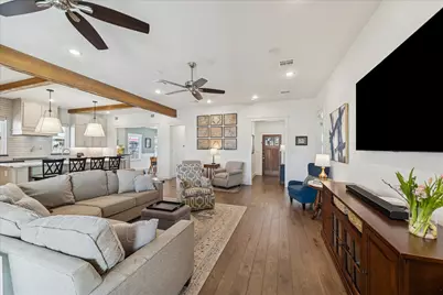 216 W 30th Street, Houston, TX 77018 - Photo 6