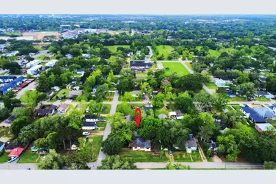 204 S 4th Street, Alvin, TX 77511 - Photo 38